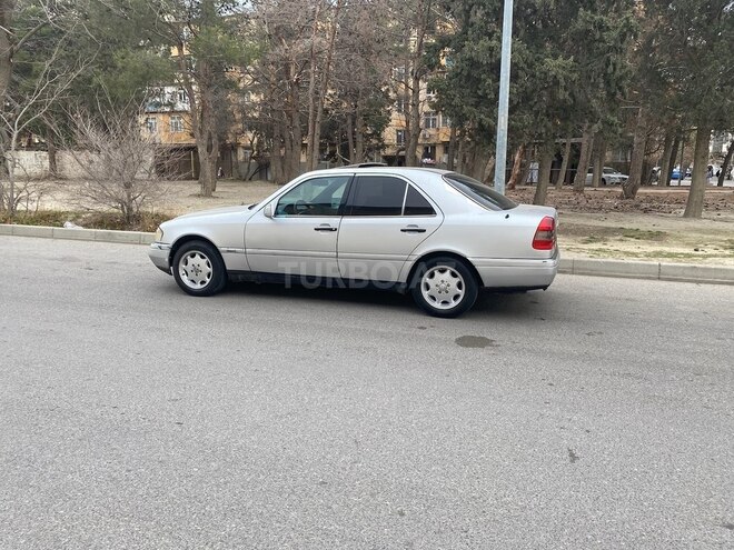 Mercedes C 220 1993, 354,877 km - 2.2 l - Bakı