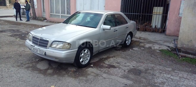 Mercedes C 250 1996, 650,000 km - 2.5 l - Sabirabad