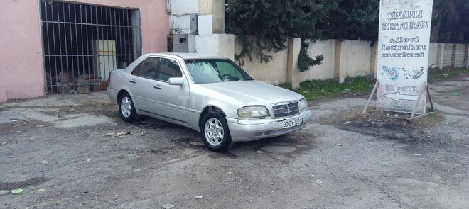 Mercedes C 250 1996, 650,000 km - 2.5 l - Sabirabad