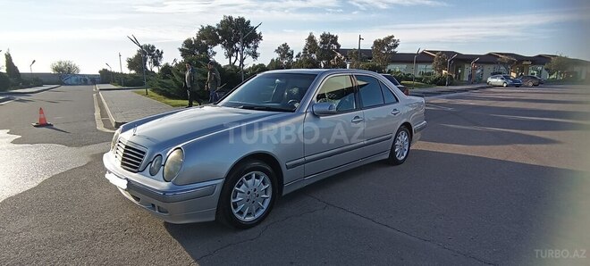 Mercedes E 240 2000, 265,000 km - 2.4 l - Bakı