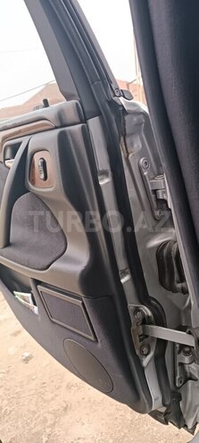 Mercedes E 240 2000, 265,000 km - 2.4 l - Bakı