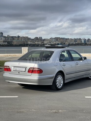Mercedes E 200 2000, 279,000 km - 2.0 l - Bakı