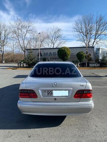 Mercedes E 220 1999, 230,000 km - 2.2 l - Zaqatala