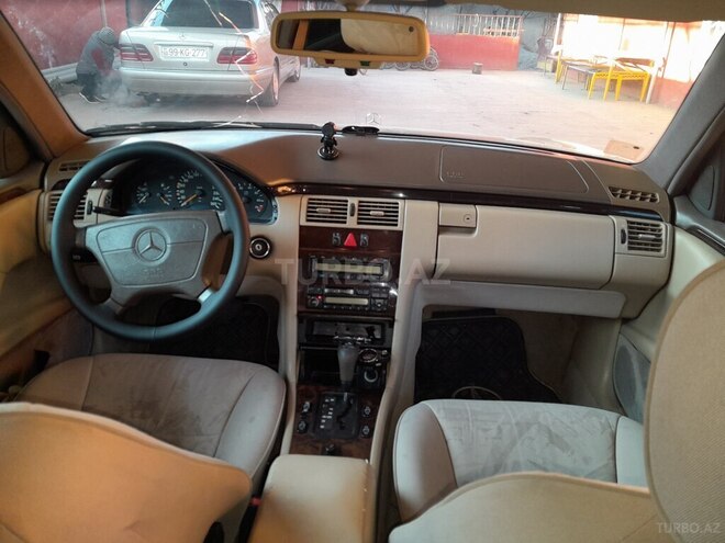 Mercedes E 280 1997, 450,047 km - 2.8 l - Mingəçevir