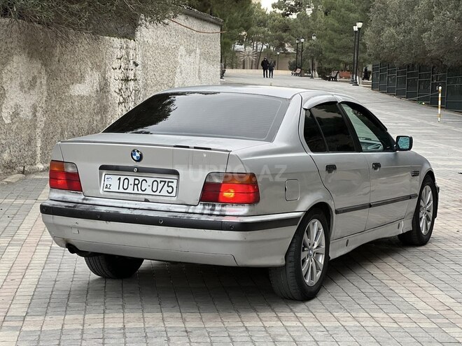 BMW 318 1991, 300,101 km - 1.8 l - Bakı