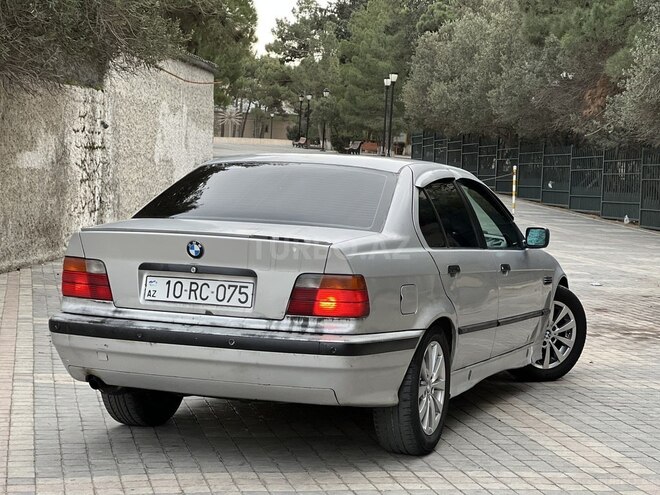 BMW 318 1991, 300,101 km - 1.8 l - Bakı