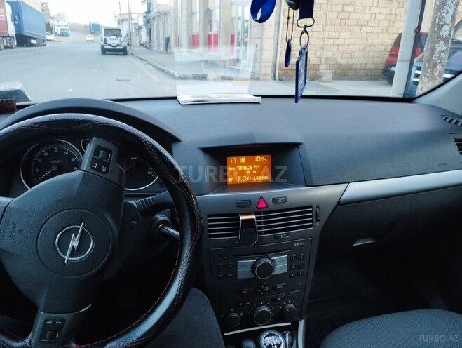 Opel Astra 2005, 248,000 km - 1.4 l - Bakı