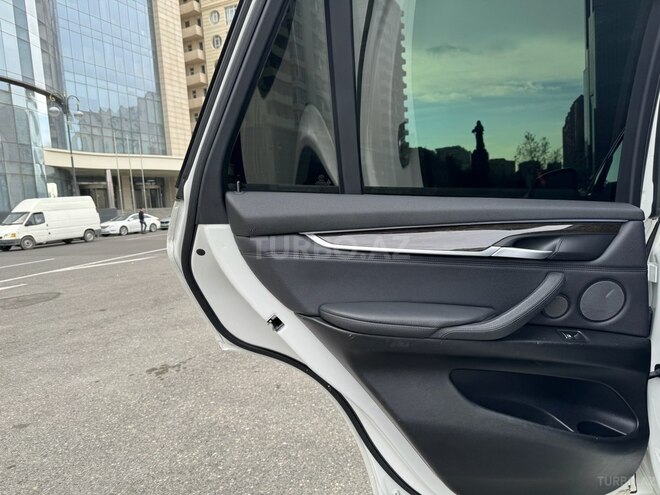 BMW X5 2016, 123,600 km - 2.0 л - Bakı