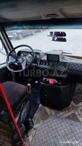 Mercedes 208 D 1992, 264,238 km - 2.3 l - Tovuz