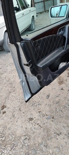 Mercedes E 240 1999, 24,500 km - 2.6 l - Göyçay
