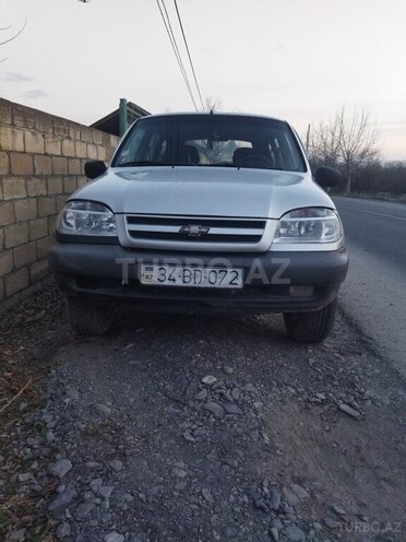 Chevrolet Niva 2004, 150,000 km - 1.7 l - Zaqatala