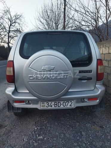 Chevrolet Niva 2004, 150,000 km - 1.7 l - Zaqatala