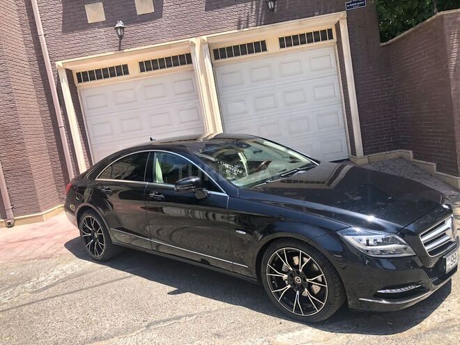 Mercedes CLS 350 2011, 175,000 km - 3.5 l - Bakı