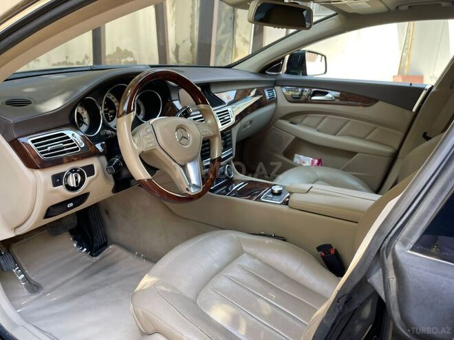 Mercedes CLS 350 2011, 175,000 km - 3.5 l - Bakı