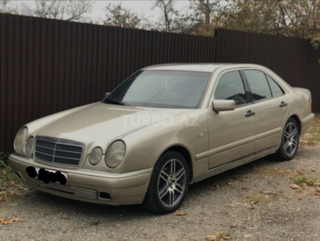 Mercedes E 320 1999, 43,000 km - 3.2 l - Bakı