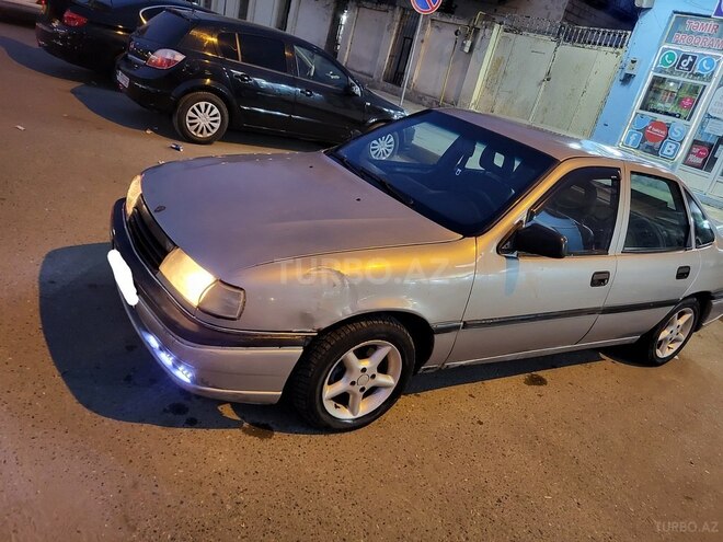 Opel Vectra 1993, 285,000 km - 1.7 l - Sabirabad