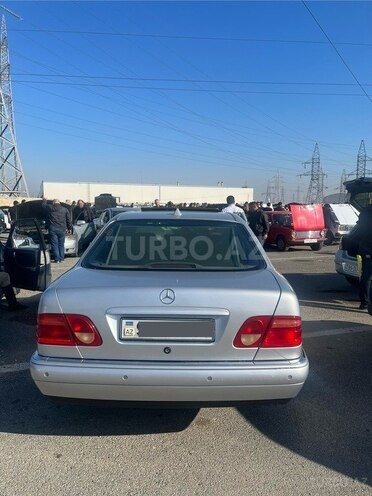 Mercedes E 280 1998, 285,000 km - 2.8 l - Bakı
