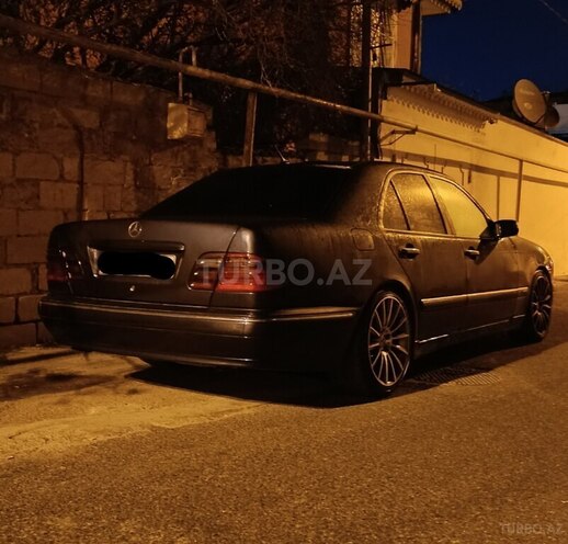 Mercedes E 240 1999, 349,010 km - 2.4 l - Bakı