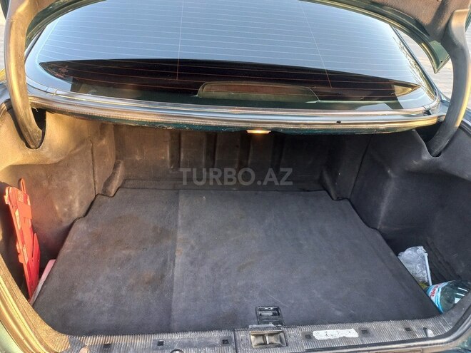 Mercedes E 220 2000, 346,000 km - 2.2 l - Sabirabad