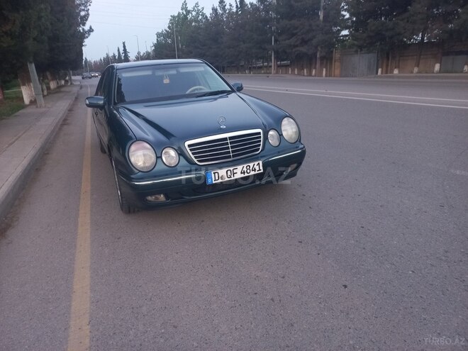 Mercedes E 220 2000, 346,000 km - 2.2 l - Sabirabad