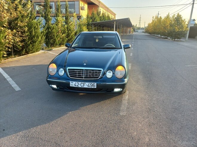 Mercedes E 220 2000, 346,000 km - 2.2 l - Sabirabad