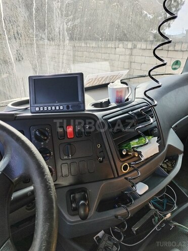 Mercedes Axor 2529 2010, 631,538 km - 6.4 л - Xudat