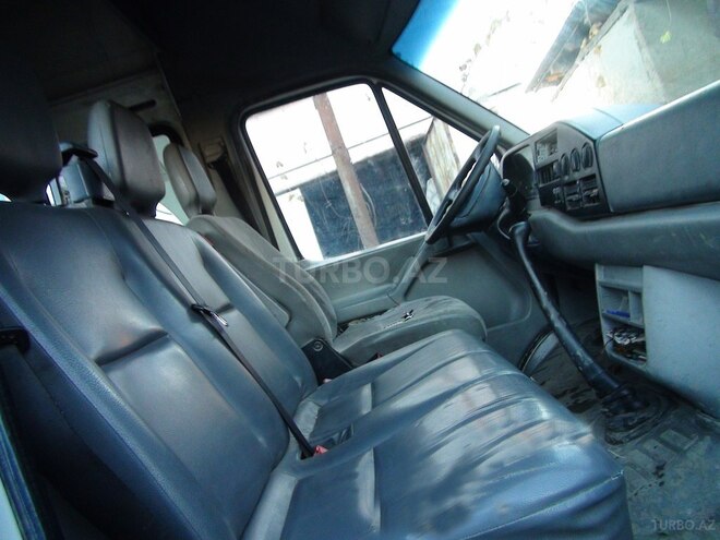 Volkswagen LT 2000, 240,326 km - 2.5 l - Xudat