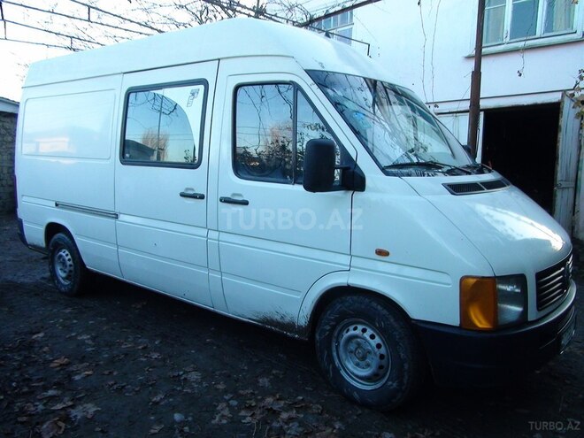 Volkswagen LT 2000, 240,326 km - 2.5 l - Xudat