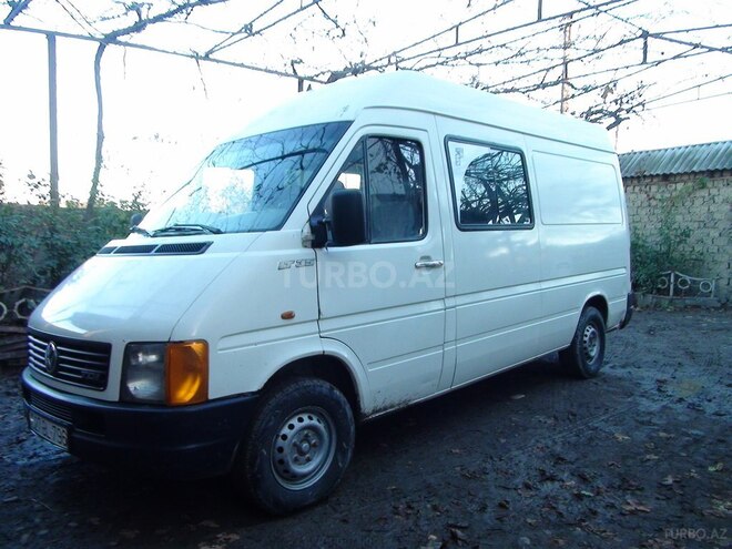 Volkswagen LT 2000, 240,326 km - 2.5 l - Xudat