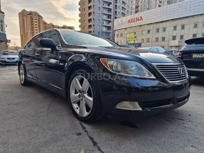 Lexus LS 460