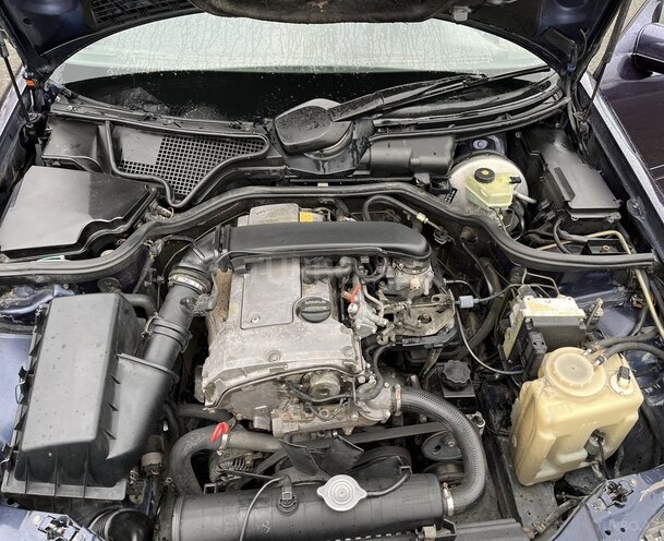 Mercedes E 200 1996, 305,100 km - 2.0 л - Bakı