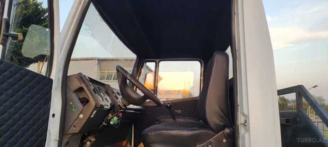 Mercedes 814 D 1981, 1,245,489 km - 4.2 l - Lənkəran