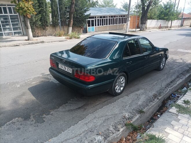 Mercedes E 240 1998, 370,000 km - 2.4 l - Şəki