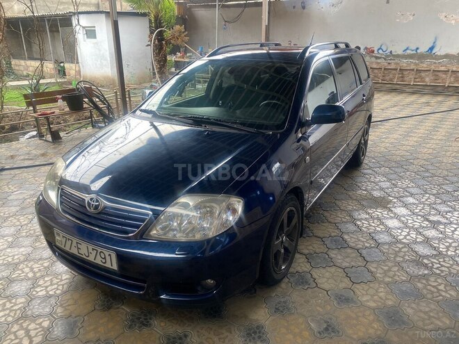 Toyota Corolla 2004, 222,000 km - 1.4 l - Gəncə