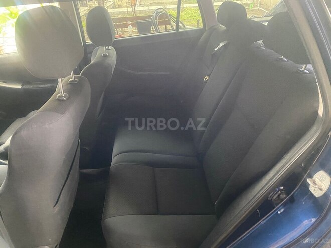 Toyota Corolla 2004, 222,000 km - 1.4 l - Gəncə