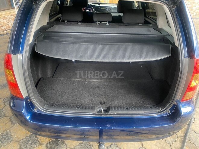Toyota Corolla 2004, 222,000 km - 1.4 l - Gəncə