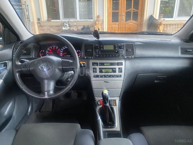Toyota Corolla 2004, 222,000 km - 1.4 l - Gəncə