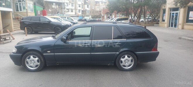 Mercedes C 220 1998, 292,000 km - 2.2 l - Bakı
