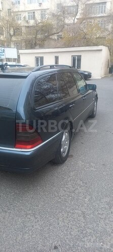 Mercedes C 220 1998, 292,000 km - 2.2 l - Bakı