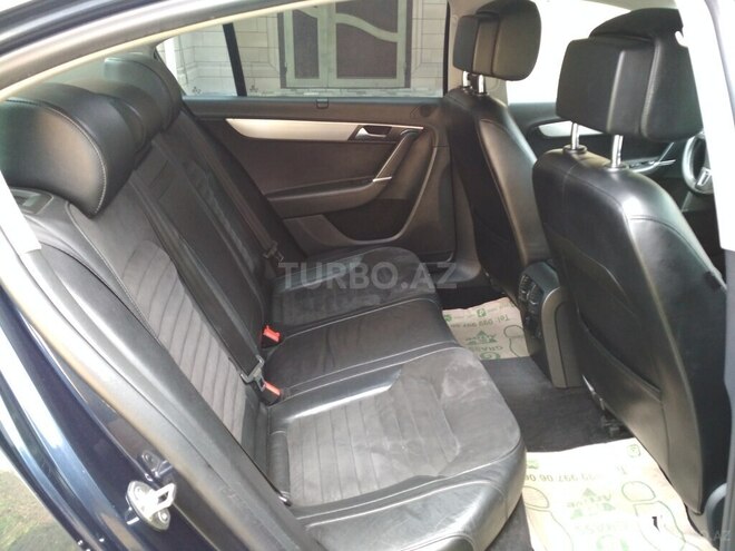 Volkswagen Passat 2015, 250,000 km - 1.8 л - Zaqatala