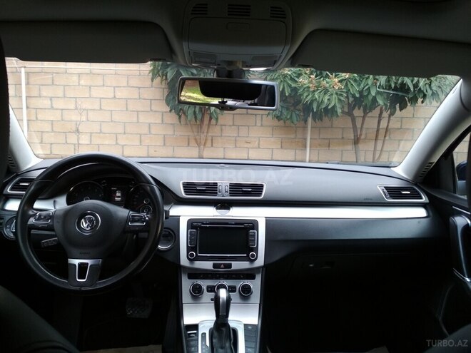 Volkswagen Passat 2015, 250,000 km - 1.8 л - Zaqatala
