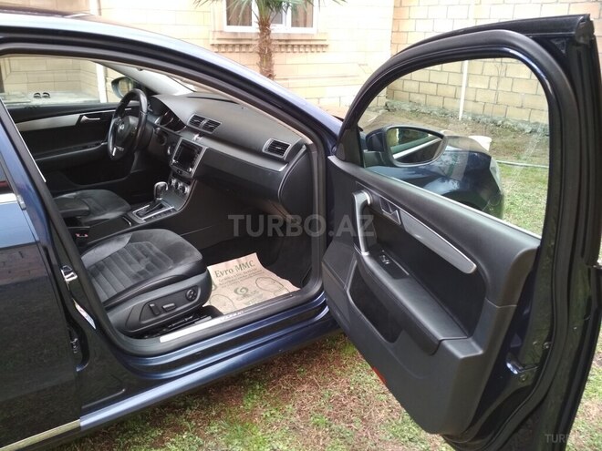 Volkswagen Passat 2015, 250,000 km - 1.8 л - Zaqatala