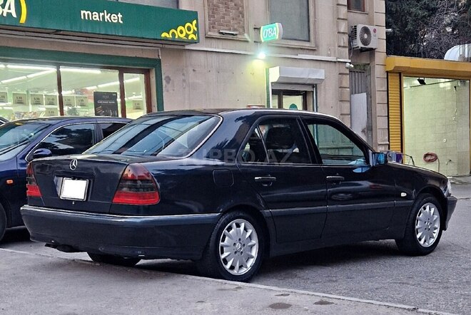 Mercedes C 240 1998, 373,000 km - 2.4 l - Bakı