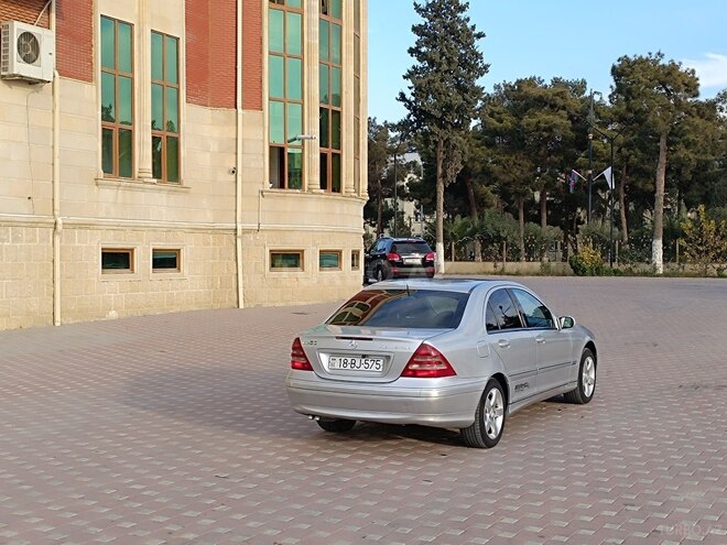 Mercedes C 200 2000, 258,000 km - 2.0 l - Şirvan