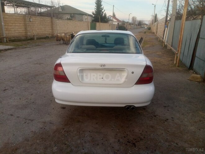 Hyundai Sonata 1998, 300,000 km - 2.0 l - Saatlı