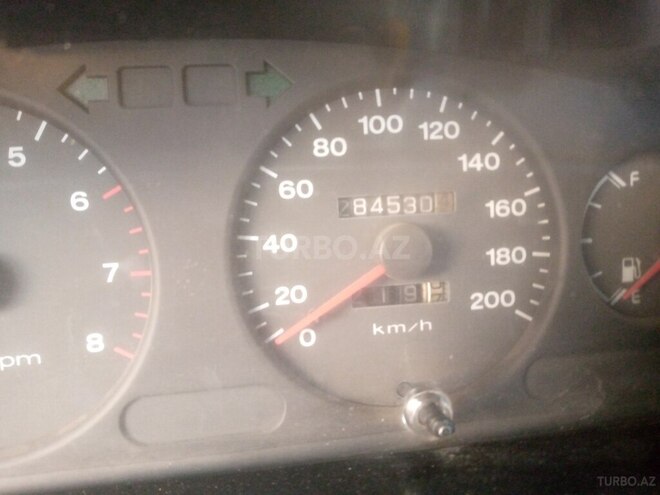 Hyundai Sonata 1998, 300,000 km - 2.0 l - Saatlı