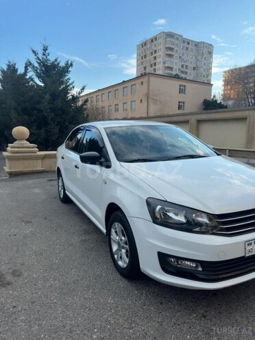 Volkswagen Polo 2015, 207,000 km - 1.6 l - Bakı
