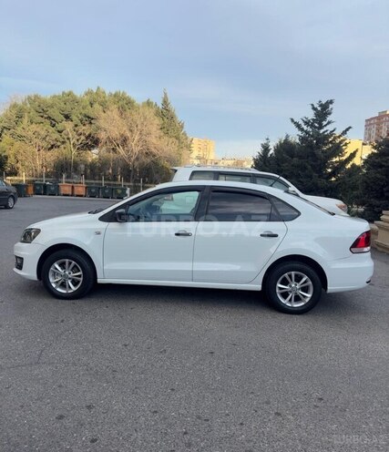 Volkswagen Polo 2015, 207,000 km - 1.6 l - Bakı