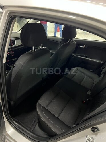 Kia Rio 2020, 75,000 km - 1.6 л - Bakı