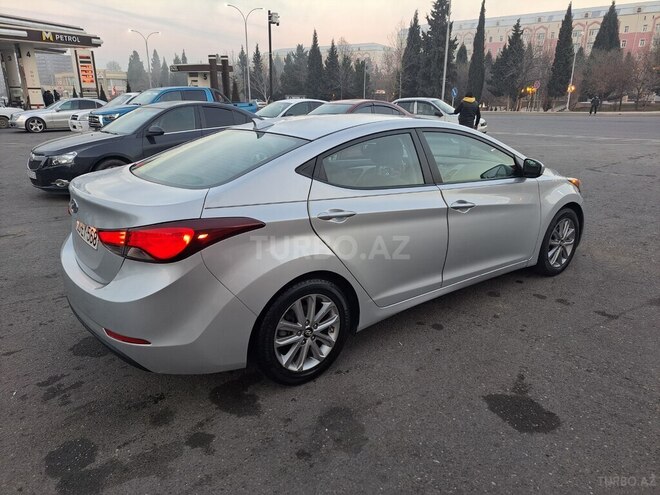 Hyundai Elantra 2015, 65,850 km - 1.8 l - Gəncə